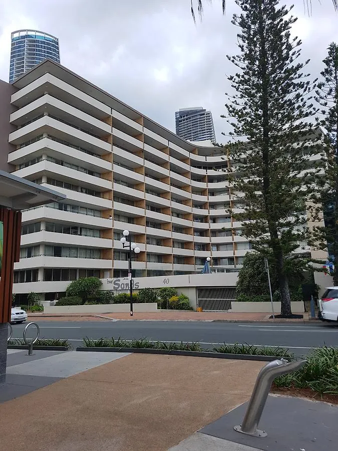 The Sands Surfers Paradise Apartment